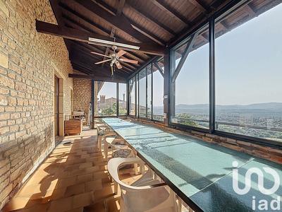 Maison - 270 m² - 7 pièces