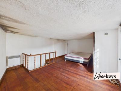 Studio - 42 m² - 1 pièce