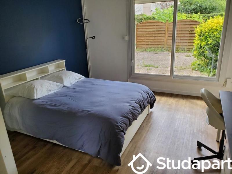 Chambre - 15 m² - 1 pièce