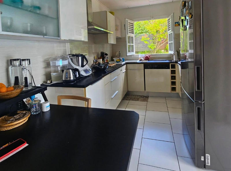 Maison - 285 m² - 5 pièces