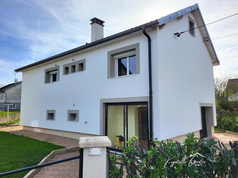 Maison - 90 m² - 4 pièces