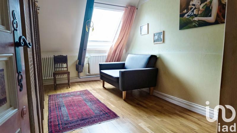 Maison - 268 m² - 10 pièces