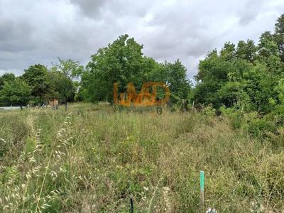 Terrain constructible - 1 087 m²