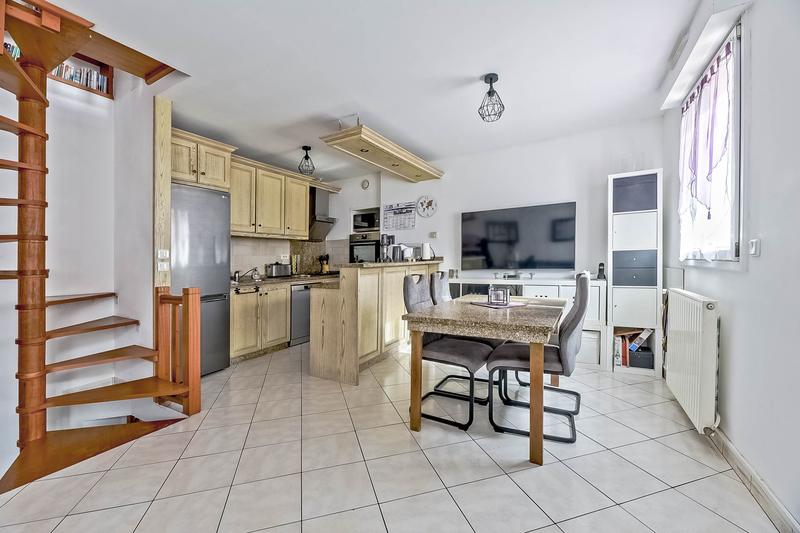 Maison de ville - 68 m² - 3 pièces