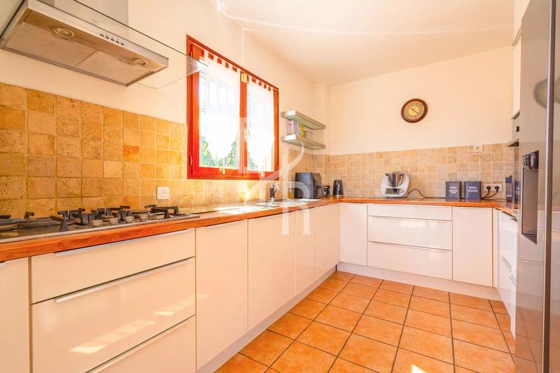 Villa - 173 m² - 7 pièces