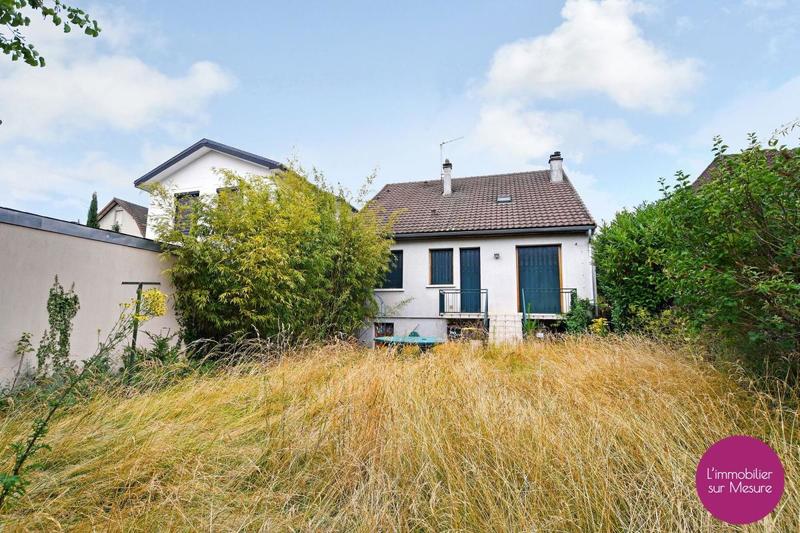 Villa - 270 m² - 6 pièces