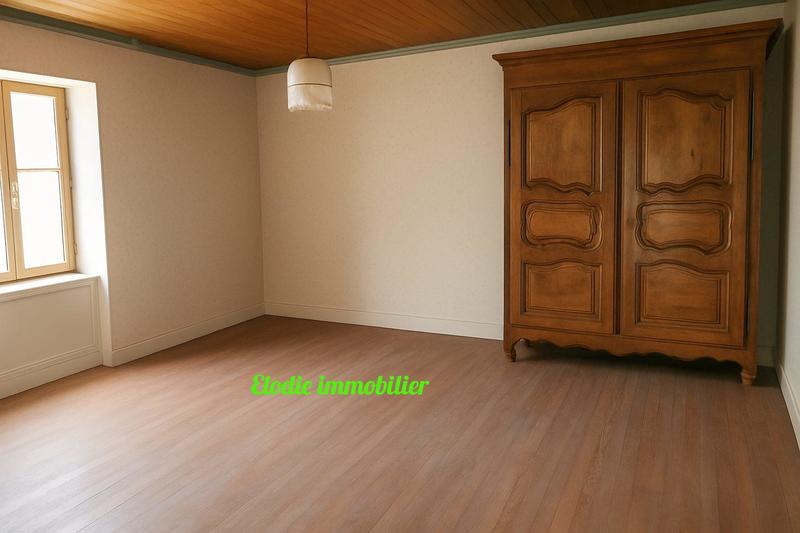 Maison - 144 m² - 10 pièces