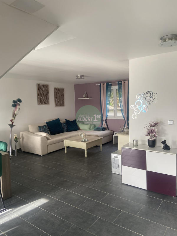 Maison - 105 m² - 6 pièces