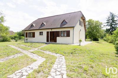 Maison - 198 m² - 5 pièces