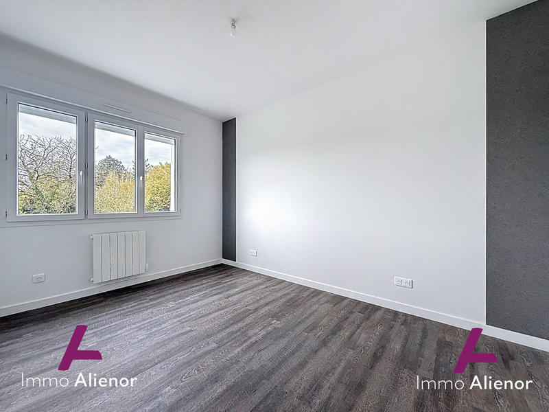 Maison traditionnelle - 164 m² - 6 pièces