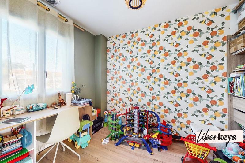 Maison - 199 m² - 6 pièces