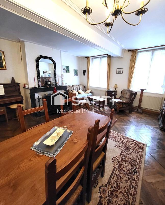 Maison - 170 m² - 7 pièces