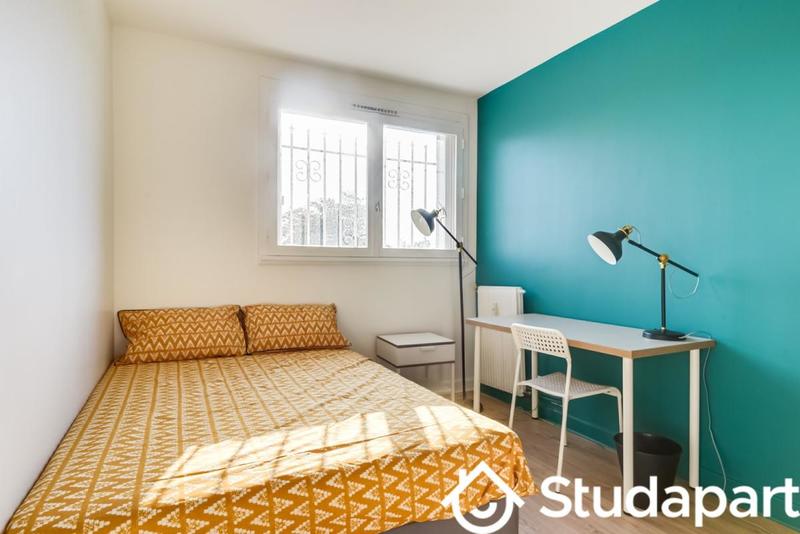 Chambre - 10 m² - 1 pièce