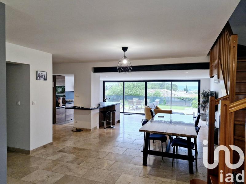 Maison - 185 m² - 6 pièces