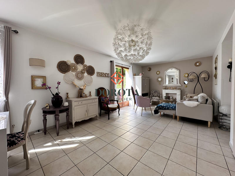 Maison traditionnelle - 117 m² - 5 pièces