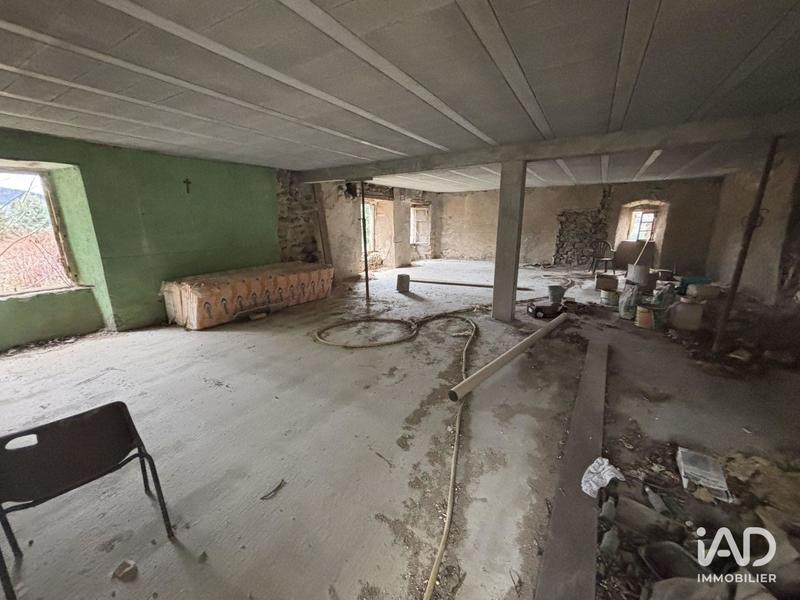 Appartement - 270 m² - 1 pièce