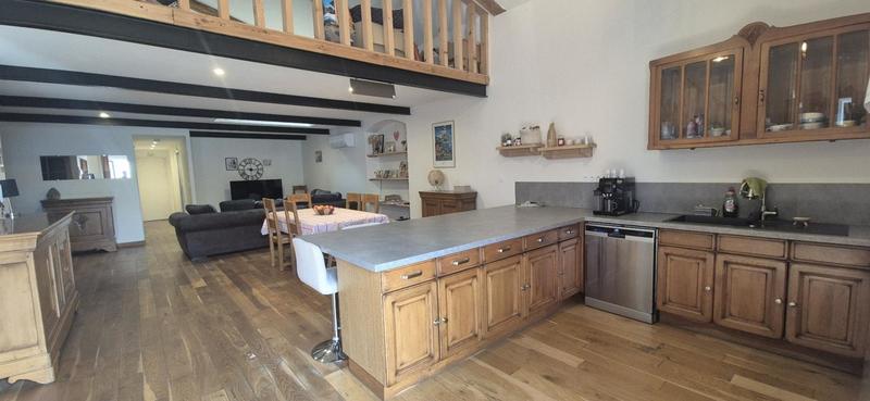 Maison - 145 m² - 5 pièces