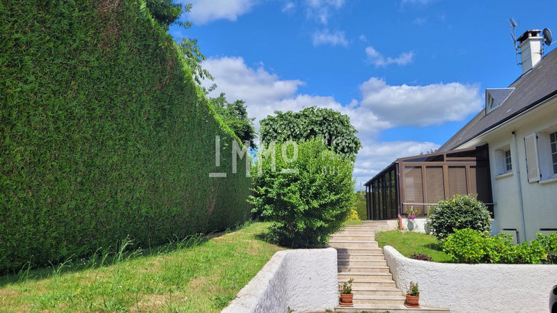 Maison - 231 m² - 10 pièces