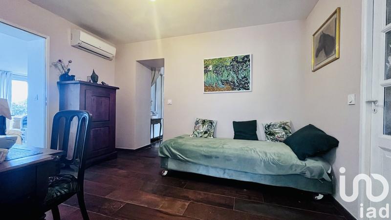 Maison - 215 m² - 8 pièces