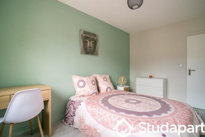 Chambre - 10 m² - 1 pièce