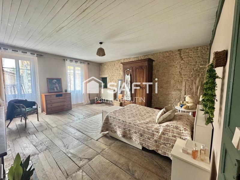 Maison - 186 m² - 6 pièces