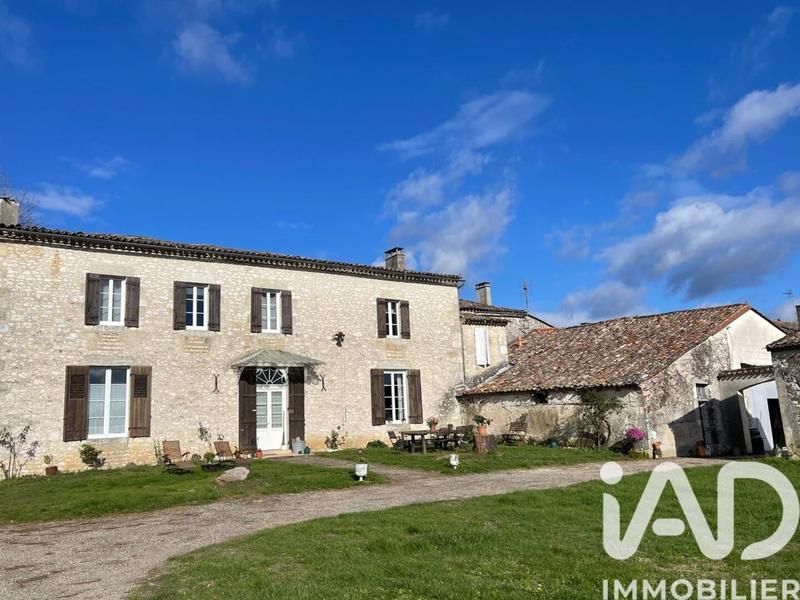 Ferme - 395 m² - 16 pièces