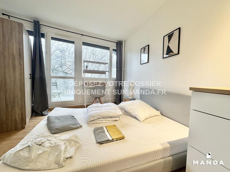 Chambre - 10 m² - 5 pièces