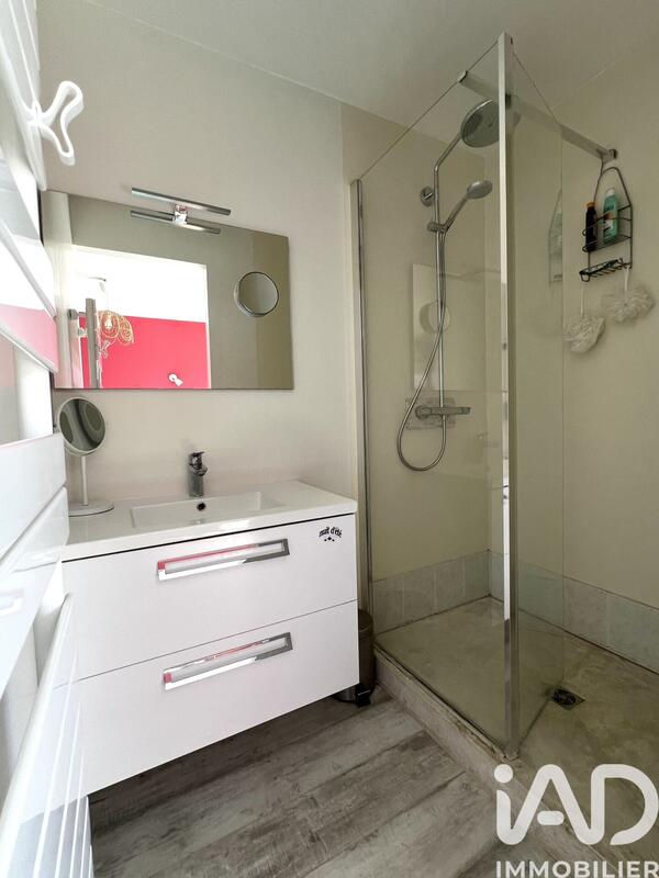 Maison - 183 m² - 7 pièces