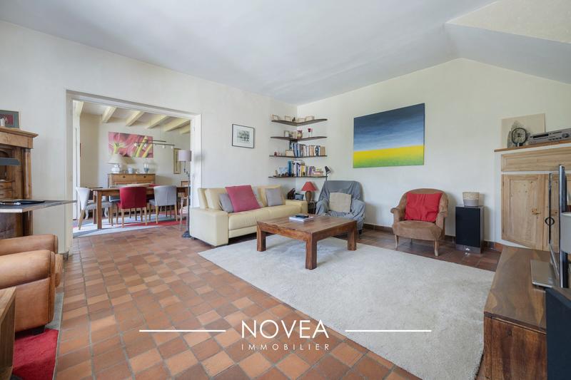 Maison ancienne - 307 m² - 9 pièces