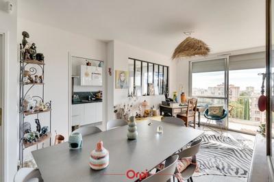 Appartement - 87 m² - 4 pièces