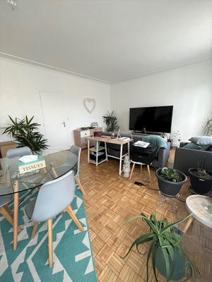 Appartement - 90 m² - 3 pièces