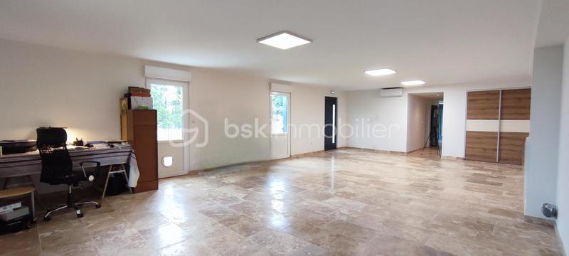 Bureau - 140 m² - 3 pièces