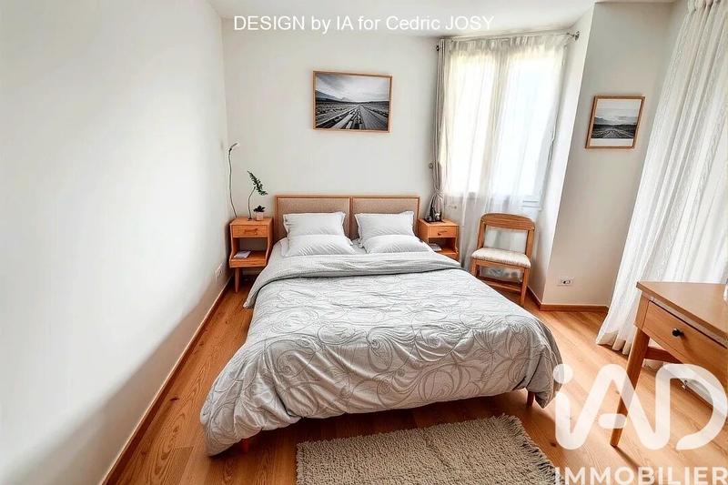 Maison - 102 m² - 5 pièces