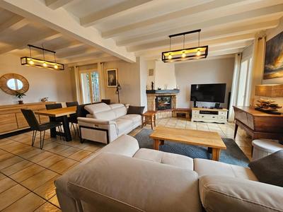 Maison - 160 m² - 6 pièces