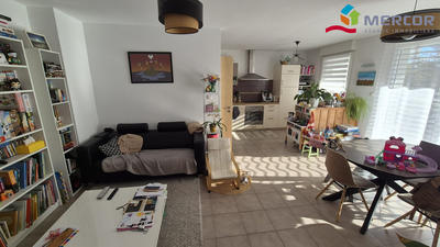 Appartement - 75 m² - 3 pièces