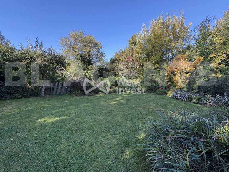 Maison - 235 m² - 9 pièces