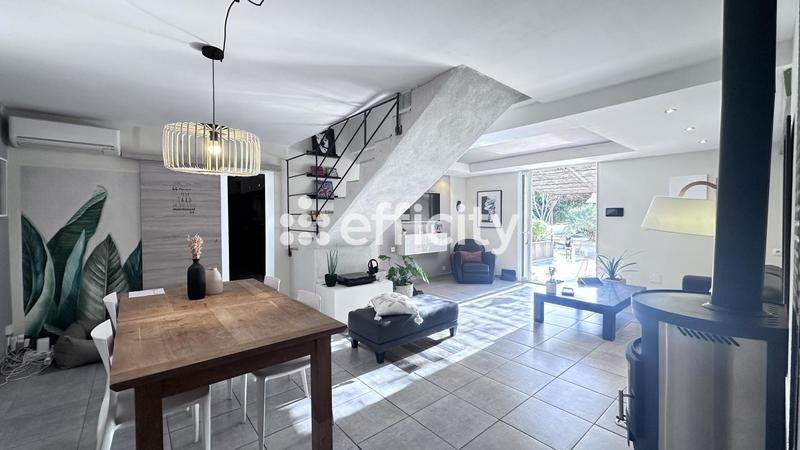 Villa - 130 m² - 4 pièces