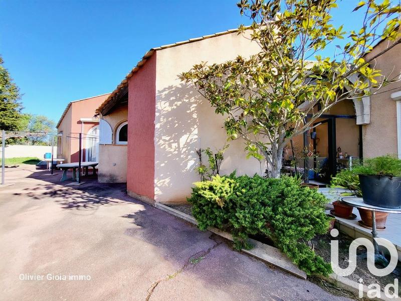 Maison - 260 m² - 10 pièces