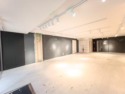 Local commercial - 347 m² - 4 pièces