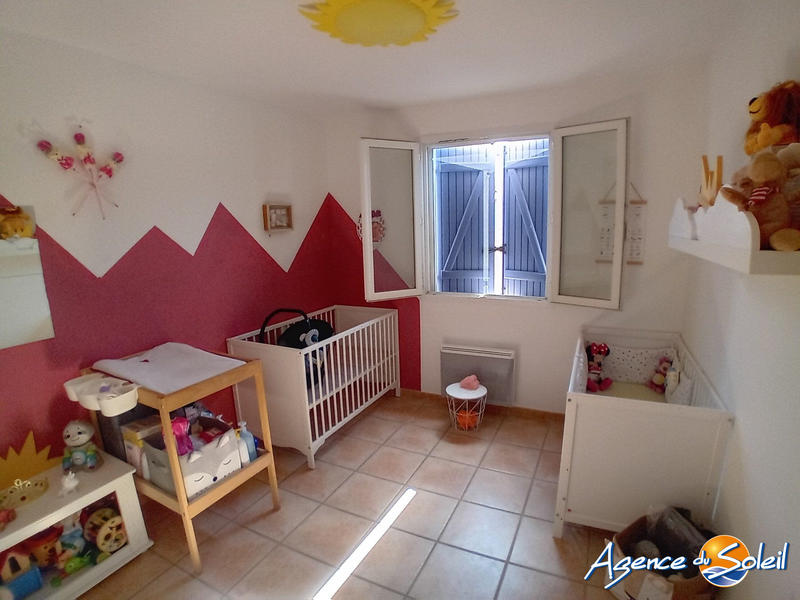 Villa - 99 m² - 5 pièces