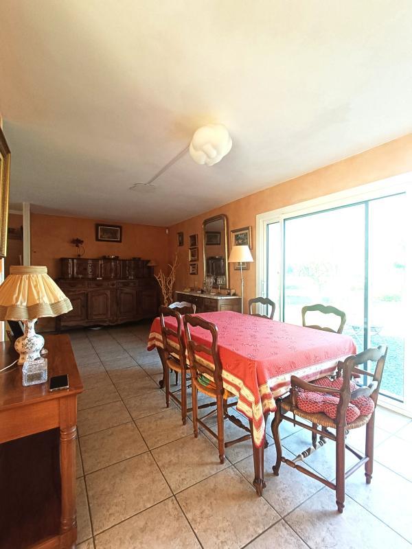 Maison - 203 m² - 5 pièces