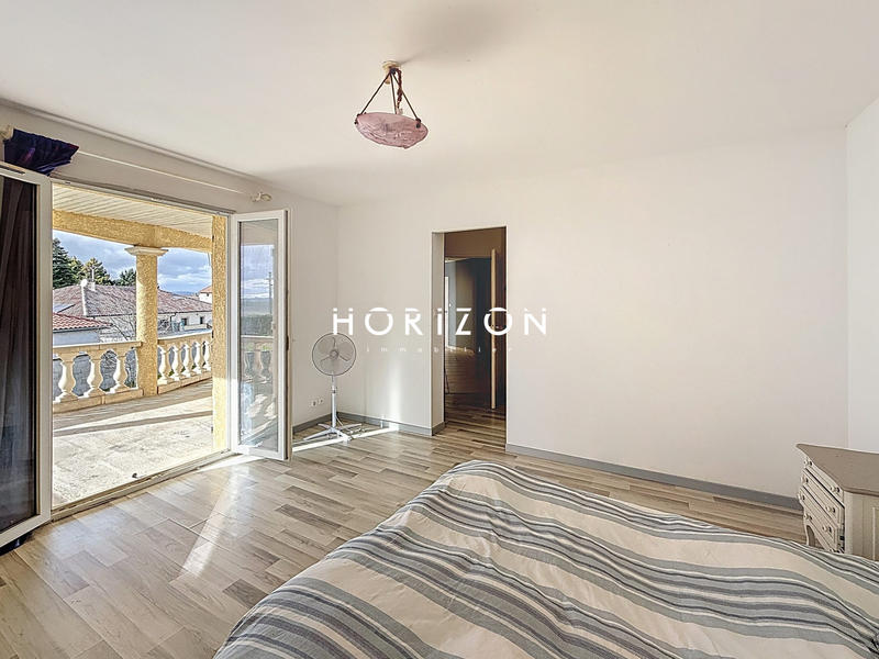 Villa - 155 m² - 7 pièces