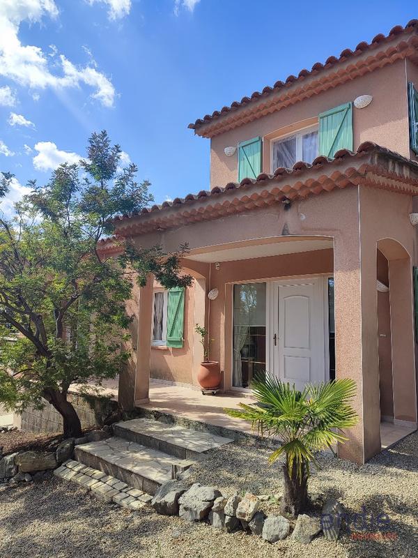 Maison - 142 m² - 4 pièces