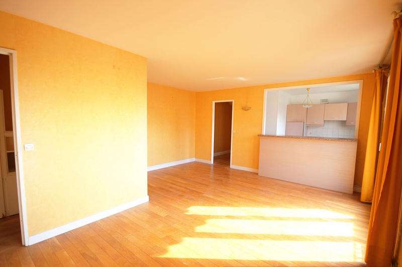 Appartement - 67 m² - 4 pièces