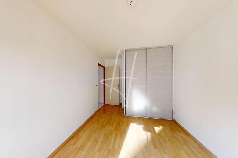 Appartement - 102 m² - 5 pièces