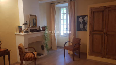 Mas - 338 m² - 14 pièces