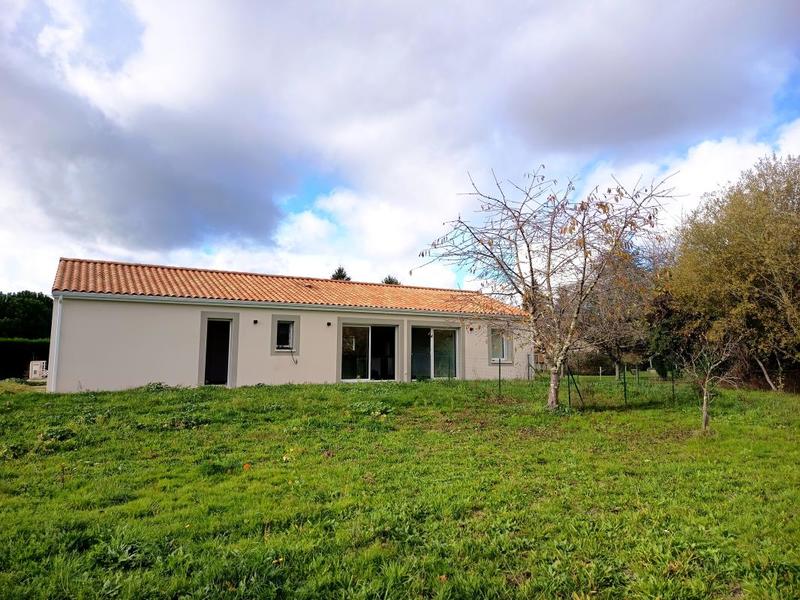 Maison - 100 m² - 4 pièces