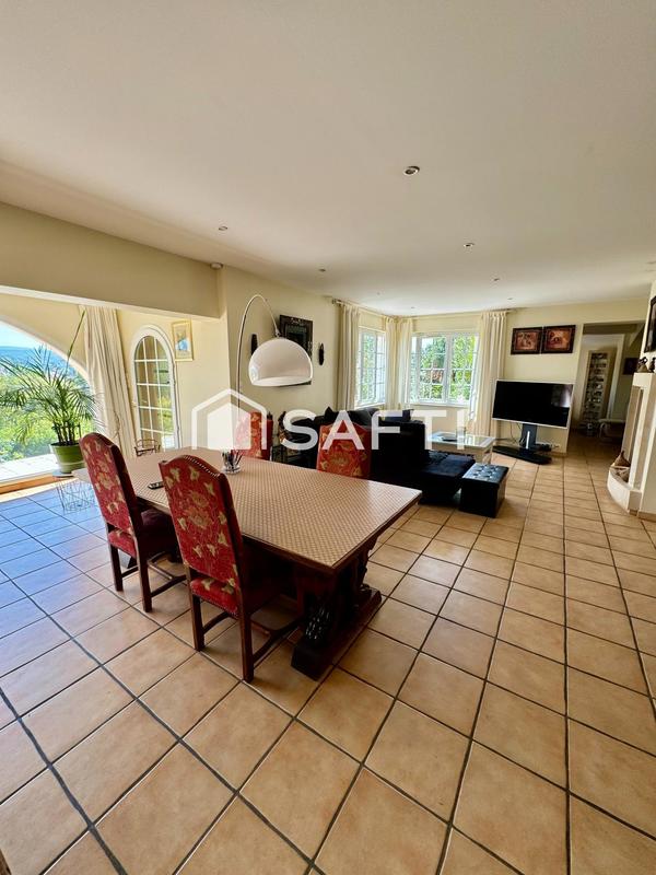 Maison - 125 m² - 4 pièces