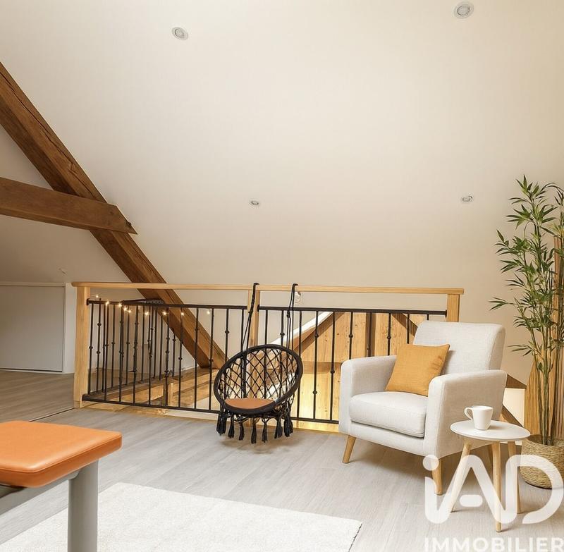 Maison - 333 m² - 10 pièces