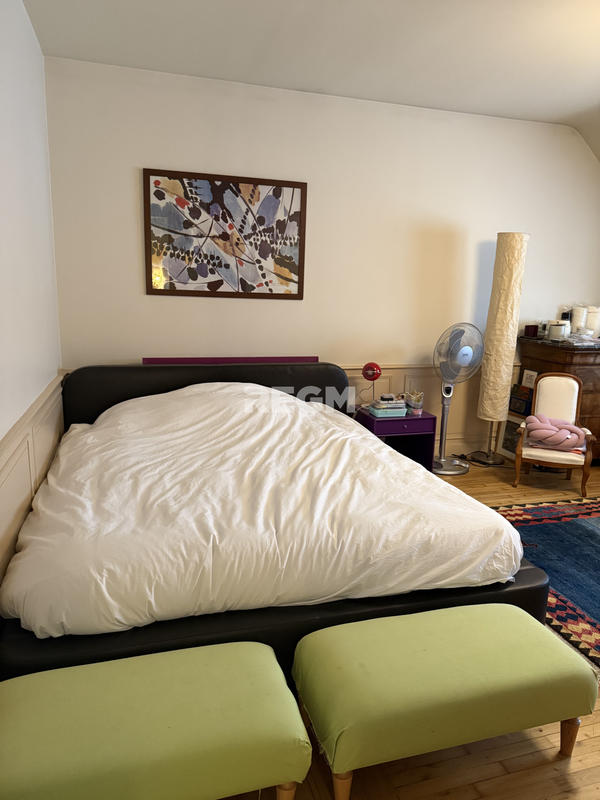 Maison - 183 m² - 7 pièces